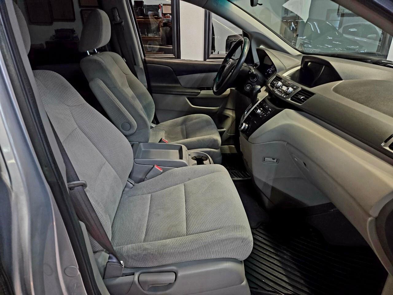 2013 Honda Odyssey EX Clean CarFax/Backup Camera/Heated Seats Photo