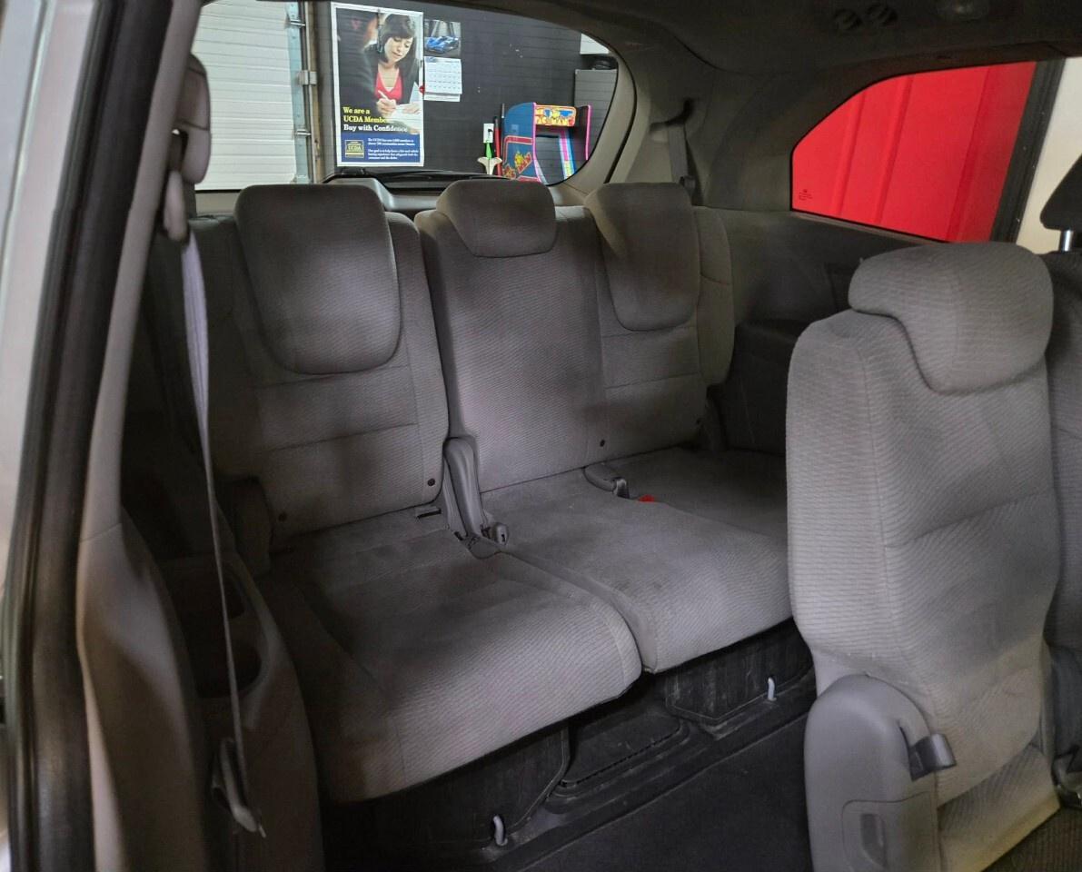 2013 Honda Odyssey EX Clean CarFax/Backup Camera/Heated Seats Photo