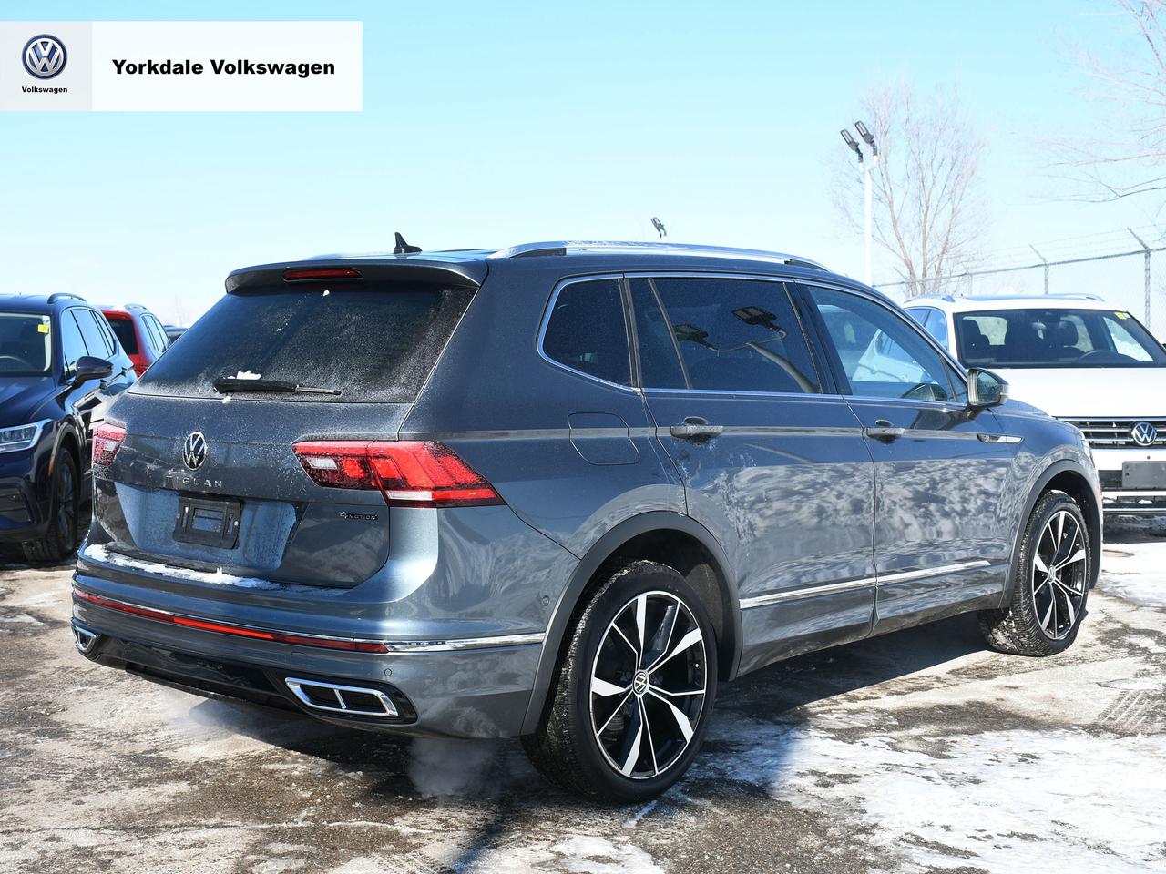 2022 Volkswagen Tiguan 4Motion Photo3