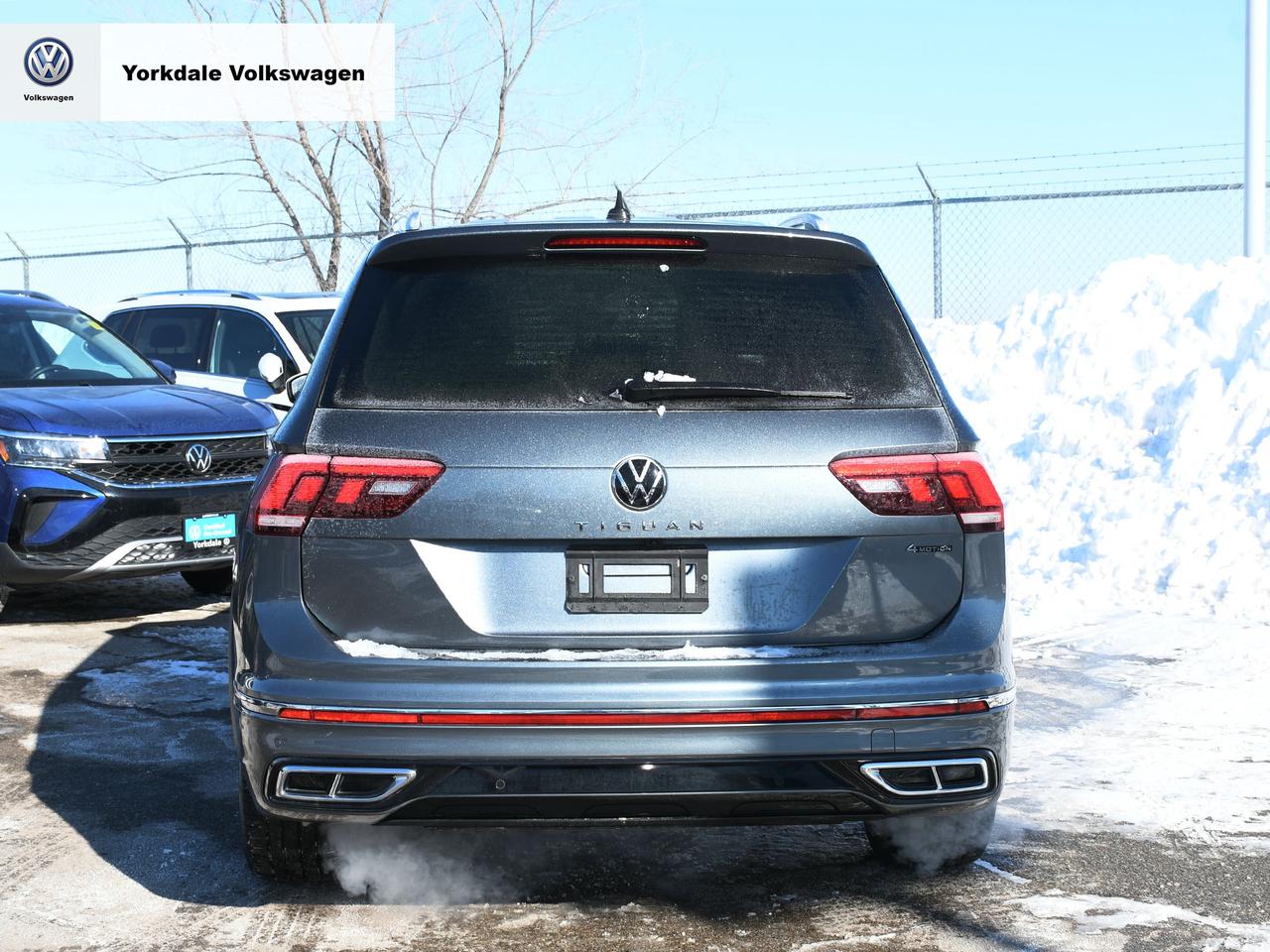 2022 Volkswagen Tiguan 4Motion Photo4
