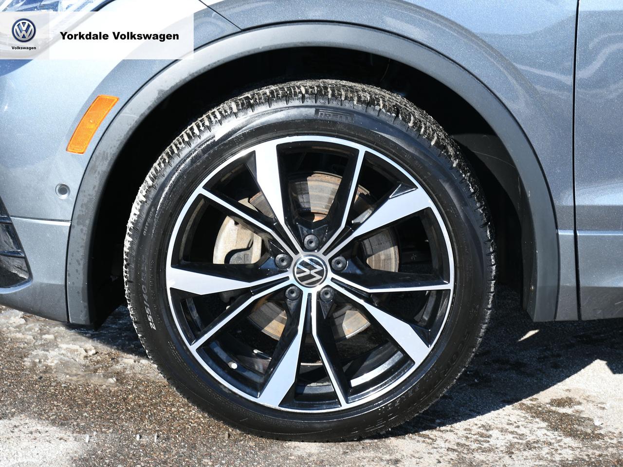 2022 Volkswagen Tiguan 4Motion Photo