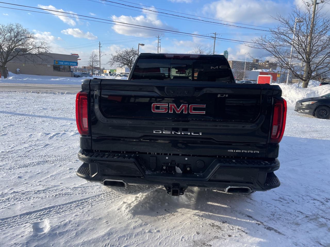 2023 GMC Sierra 1500 Denali 5.3L Crew   4WD   Sunroof   Leather   Tow P Photo4