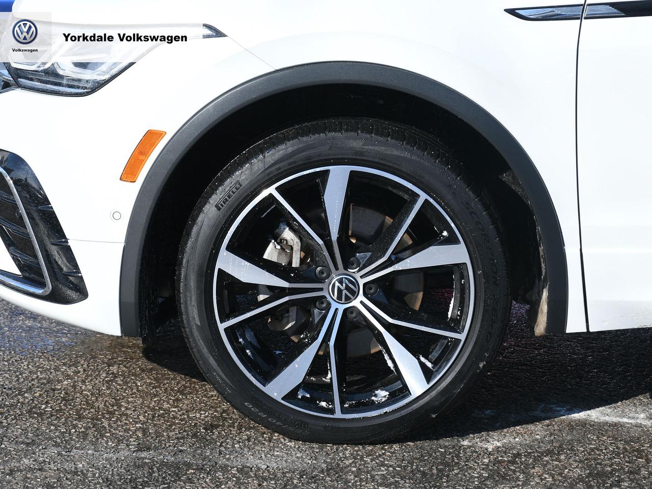 2022 Volkswagen Tiguan 4Motion Photo