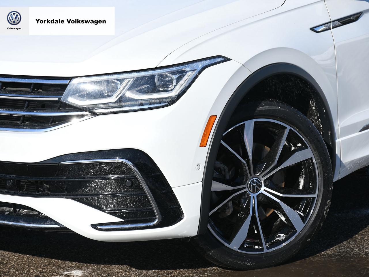 2022 Volkswagen Tiguan 4Motion Photo