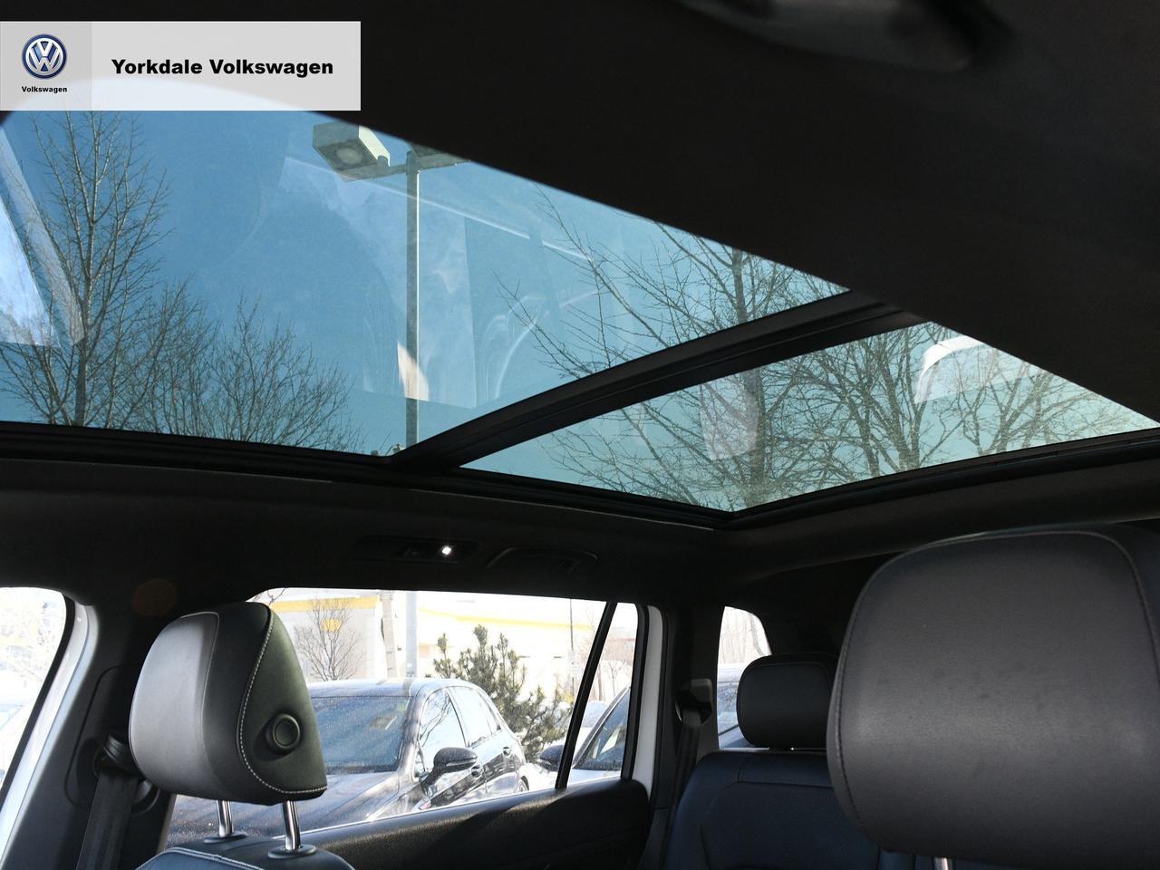 2022 Volkswagen Tiguan 4Motion Photo