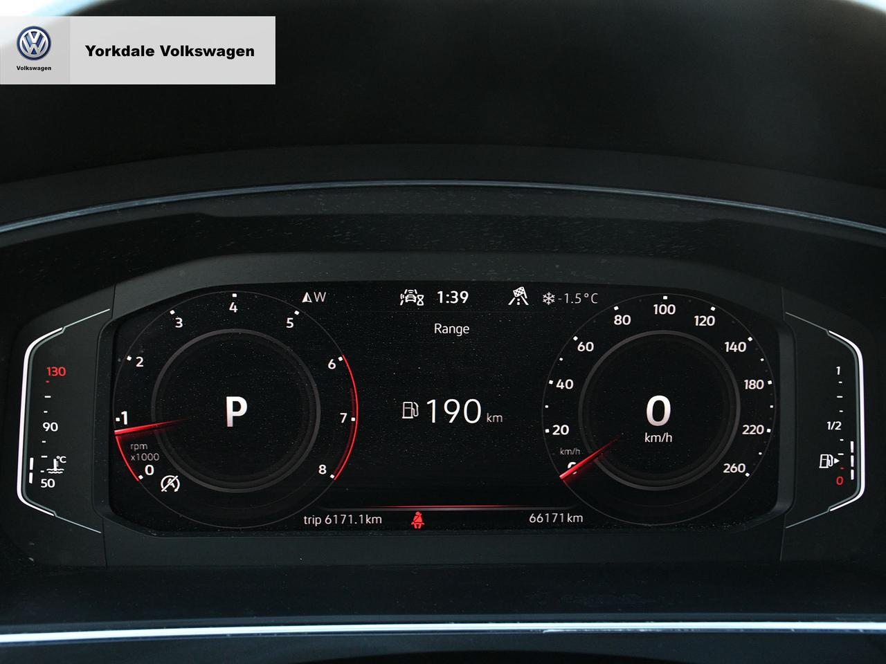 2022 Volkswagen Tiguan 4Motion Photo