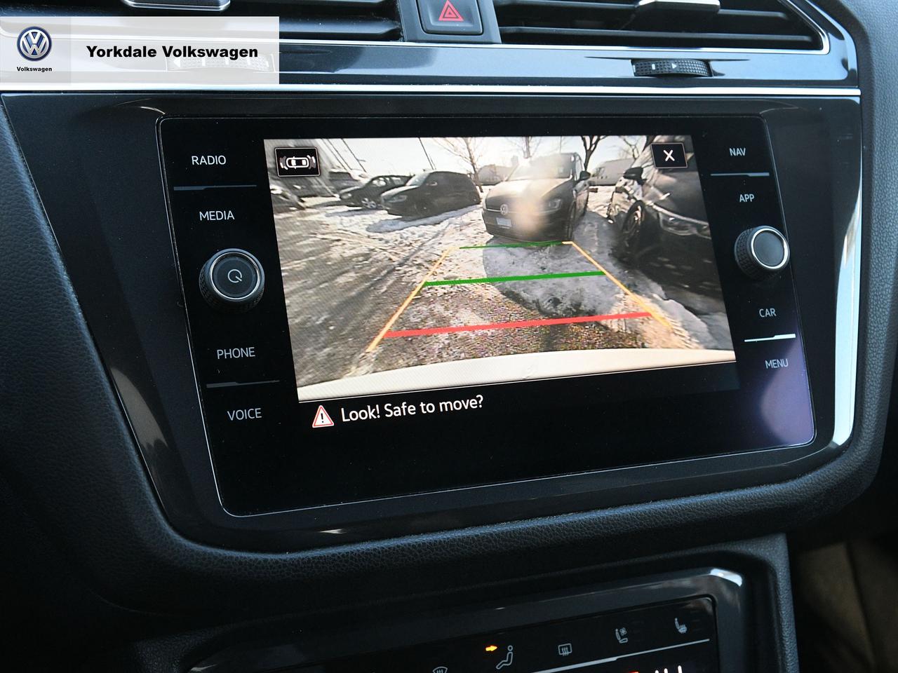 2022 Volkswagen Tiguan 4Motion Photo