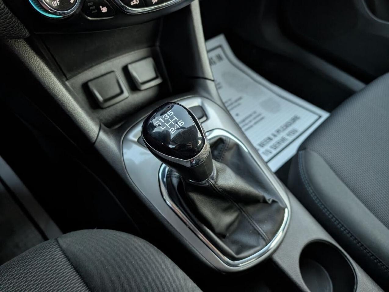 2017 Chevrolet Cruze LT Photo