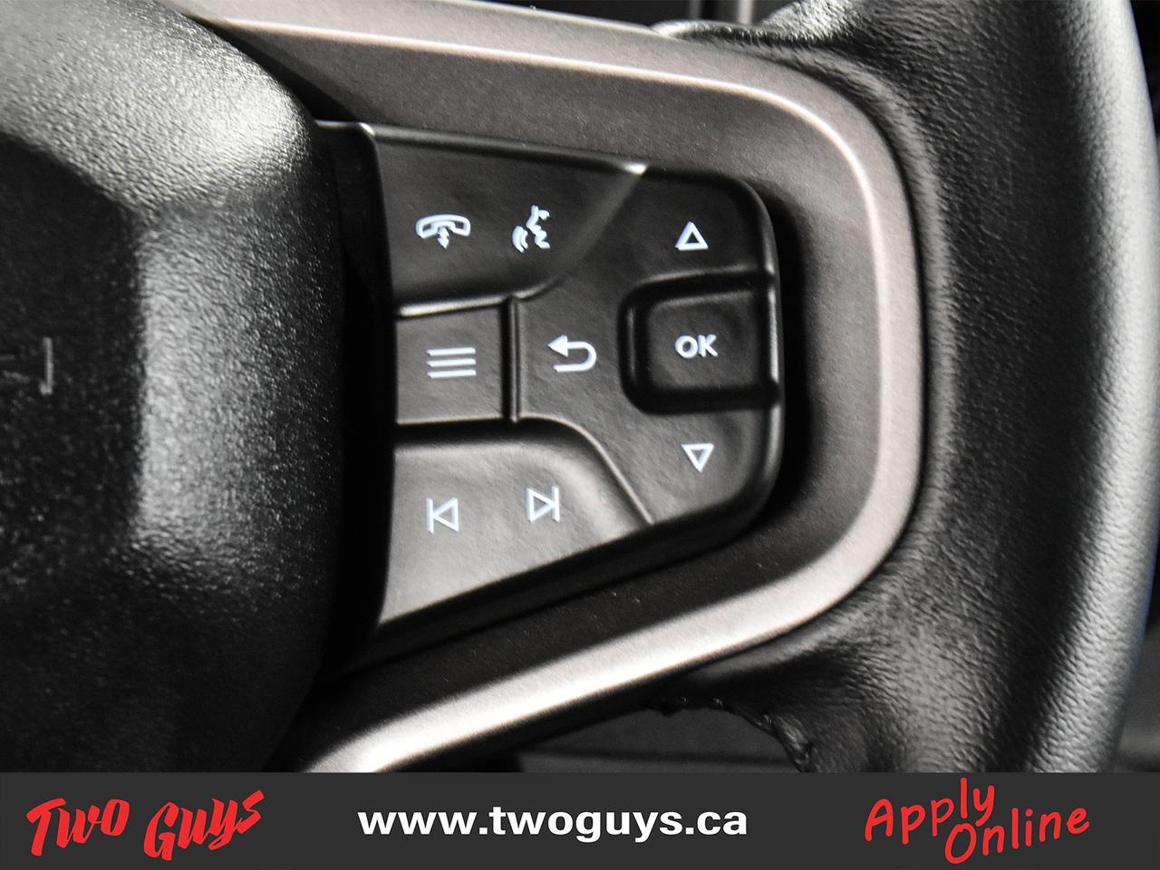 2024 Ford Bronco Big Bend 4WD   2 DR   RARE STICK   Co-Pilot 360 Photo