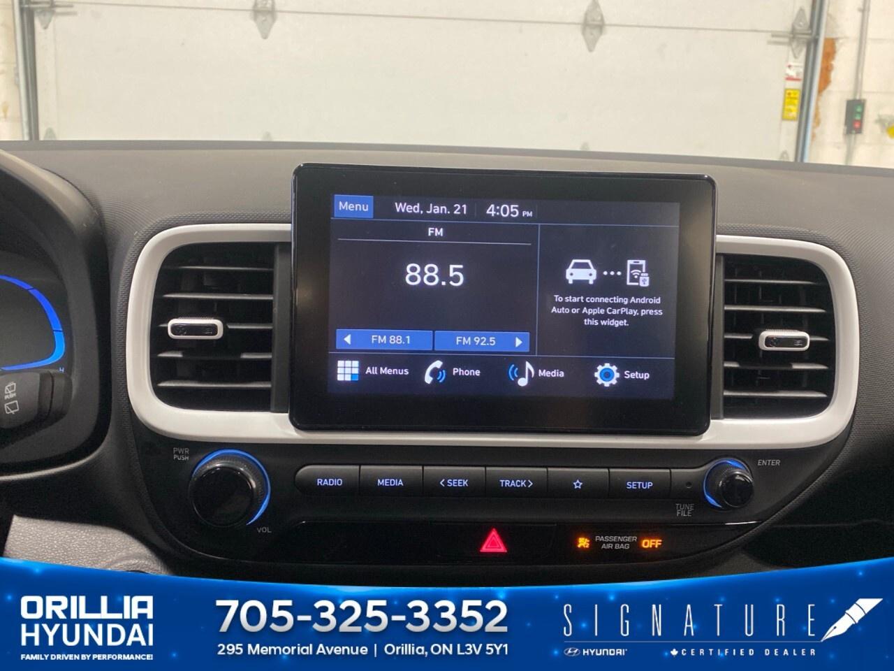 2025 Hyundai Venue Ultimate IVT w/Black Interior Photo