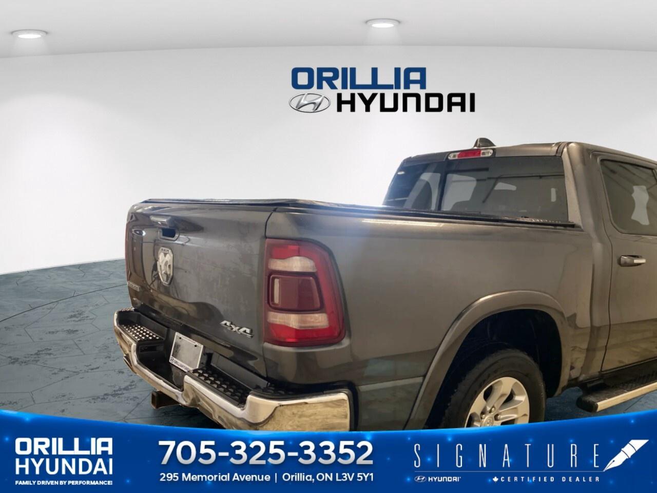 2022 RAM 1500 Laramie 4x4 Crew Cab 5'7 Box Photo