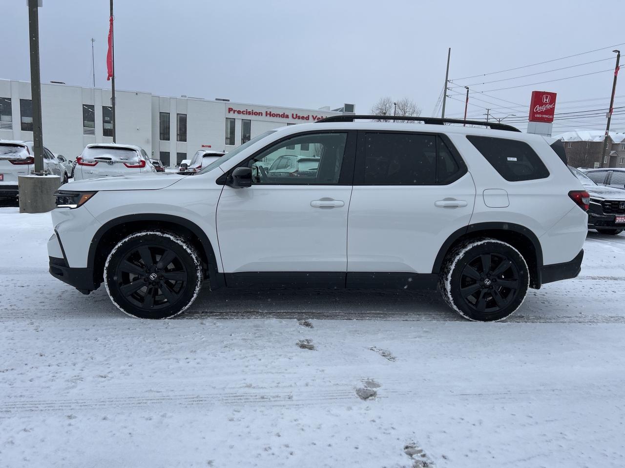 2024 Honda Pilot Black Edition Navigation Sunroof Cool/heated seats Photo