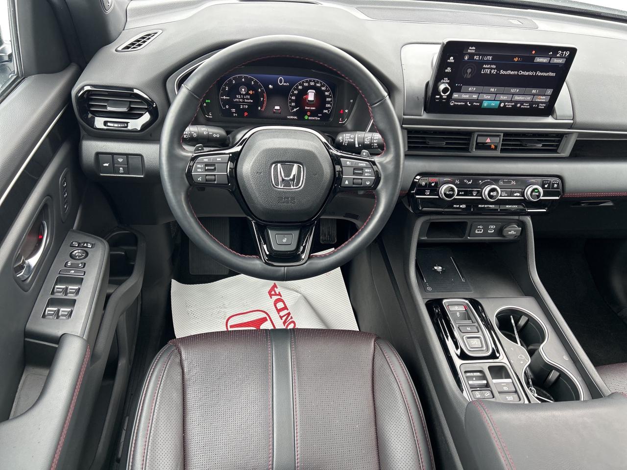 2024 Honda Pilot Black Edition Navigation Sunroof Cool/heated seats Photo