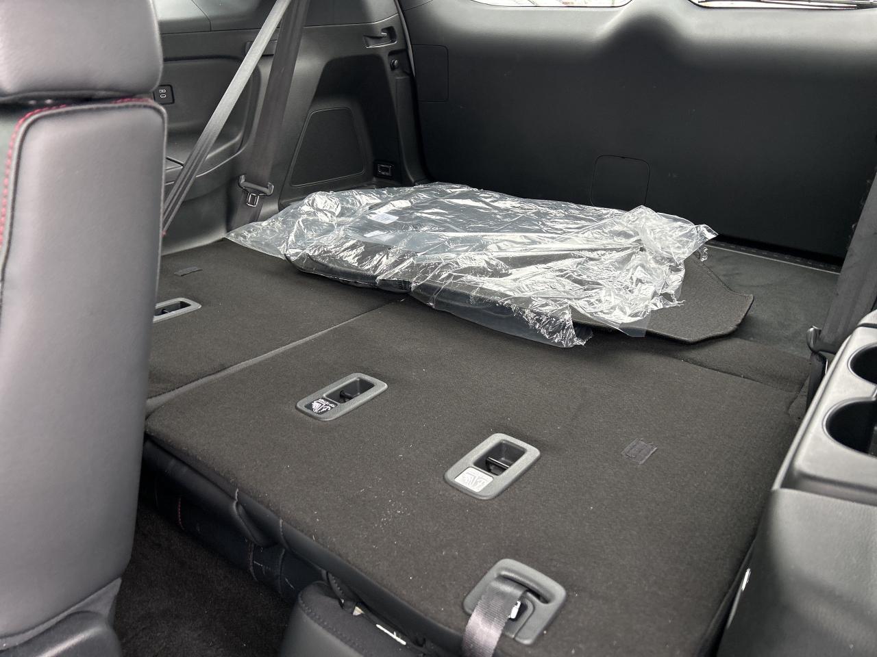 2024 Honda Pilot Black Edition Navigation Sunroof Cool/heated seats Photo