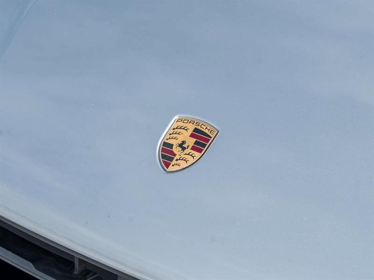 2025 Porsche Macan AWD Premium Pkg Plus 20 Macan S Wheels in Highly P Photo