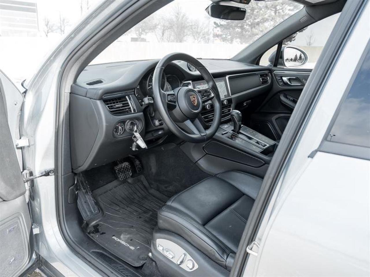 2025 Porsche Macan AWD Premium Pkg Plus 20 Macan S Wheels in Highly P Photo