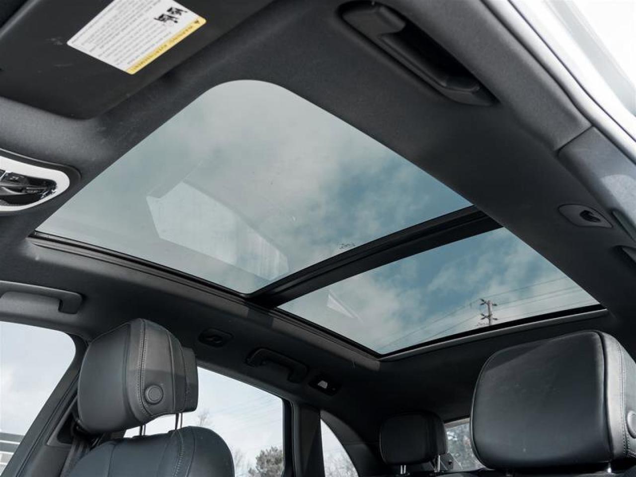 2025 Porsche Macan AWD Premium Pkg Plus 20 Macan S Wheels in Highly P Photo