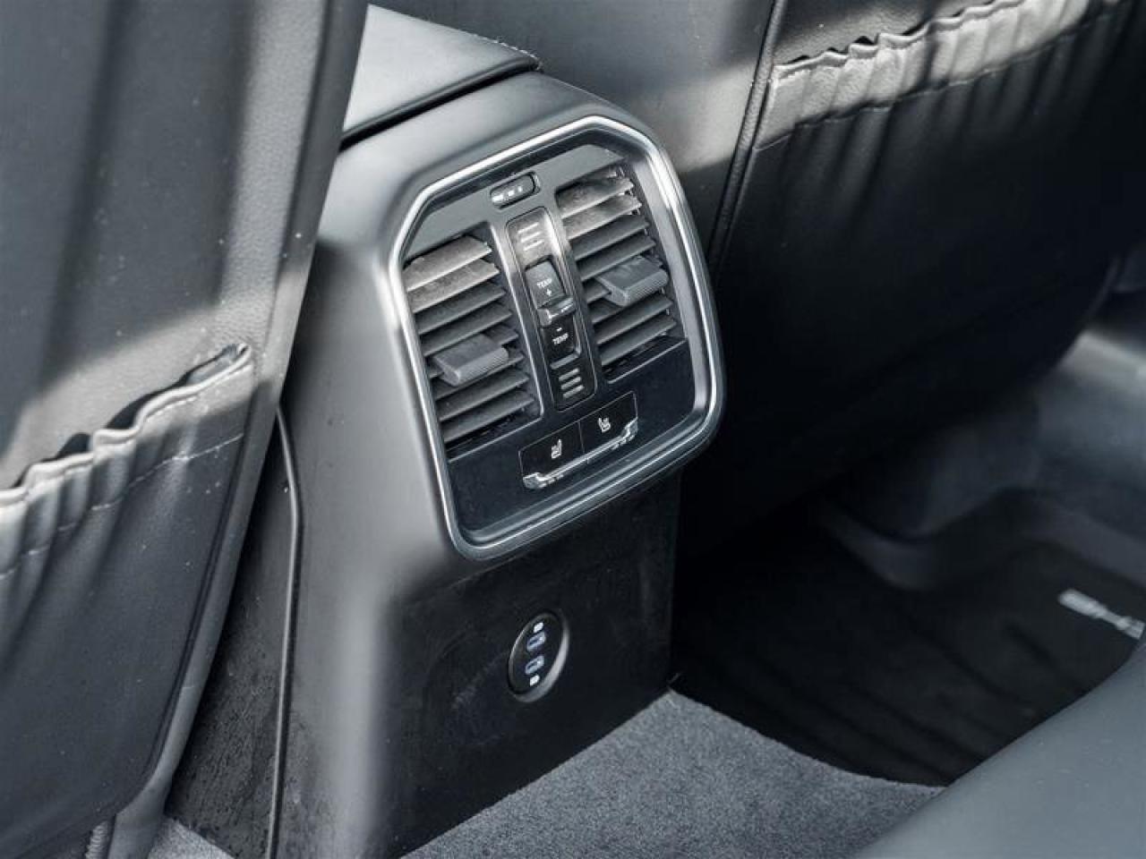 2025 Porsche Macan AWD Premium Pkg Plus 20 Macan S Wheels in Highly P Photo