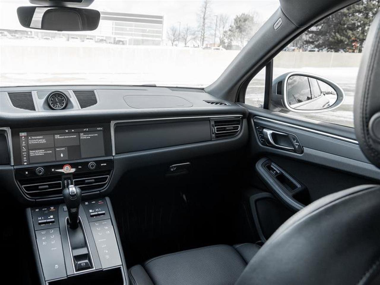 2025 Porsche Macan AWD Premium Pkg Plus 20 Macan S Wheels in Highly P Photo