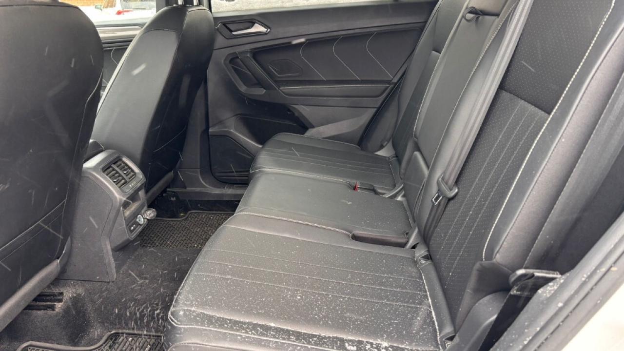 2023 Volkswagen Tiguan R-Line Black Edition 4MOTION/Leather/Sunroof/Drive Photo