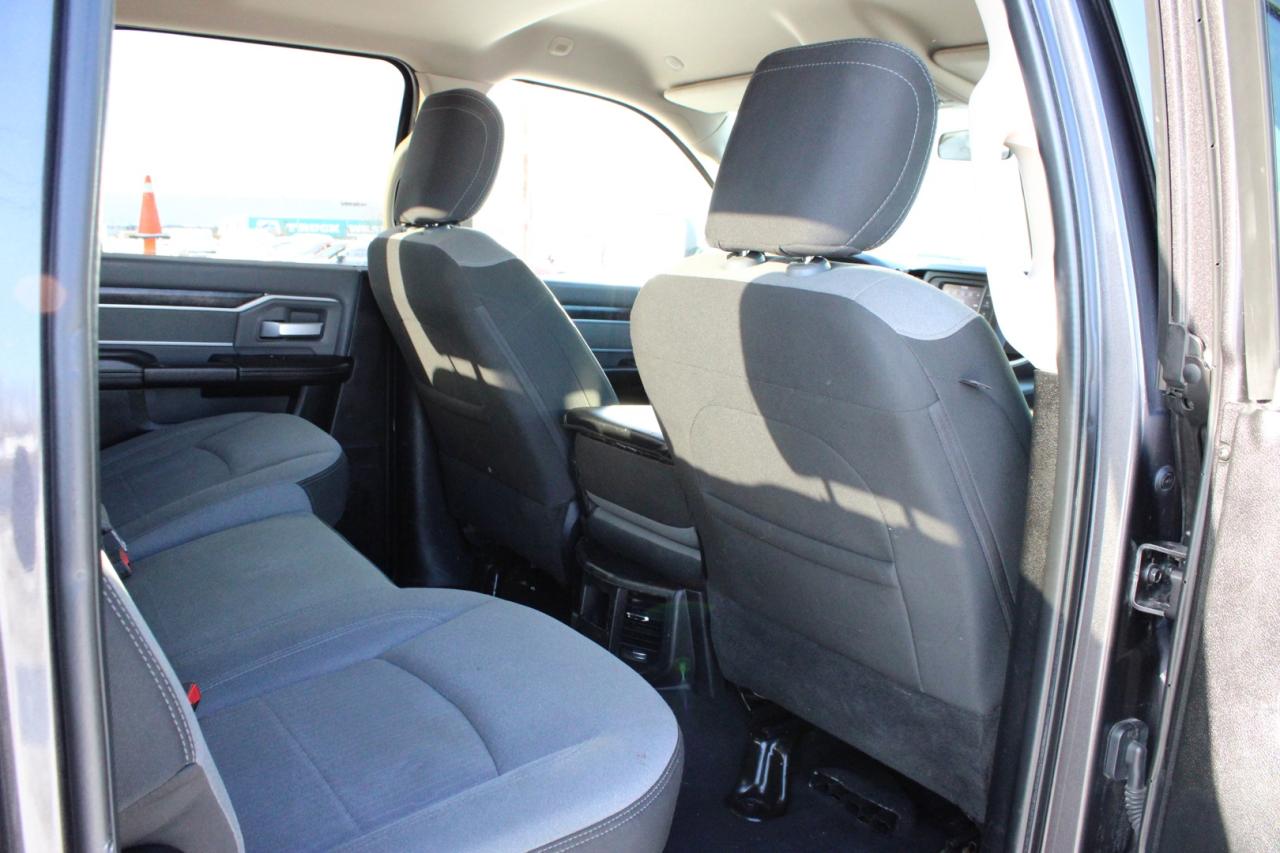 2020 RAM 2500 Big Horn Crew Cab 4WD No Accident Photo