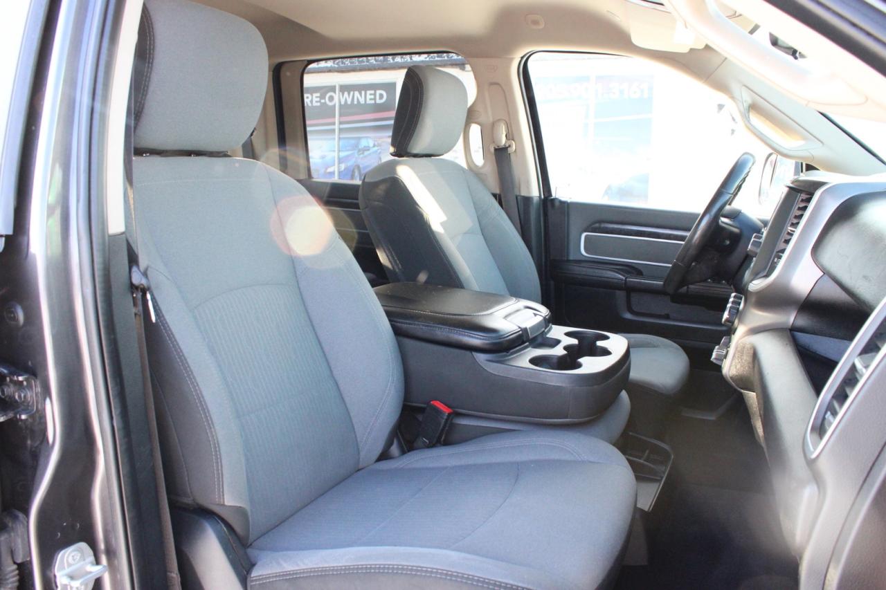 2020 RAM 2500 Big Horn Crew Cab 4WD No Accident Photo