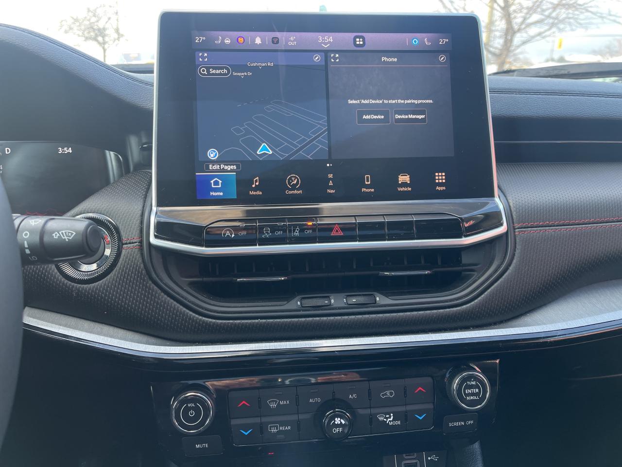 2023 Jeep Compass Trailhawk Elite   4WD   Panoroof   Leather Photo