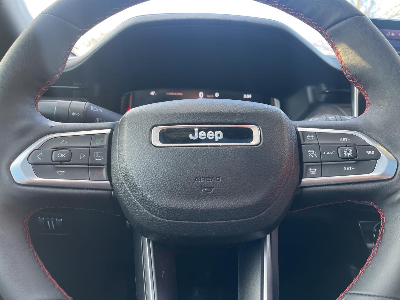 2023 Jeep Compass Trailhawk Elite   4WD   Panoroof   Leather Photo