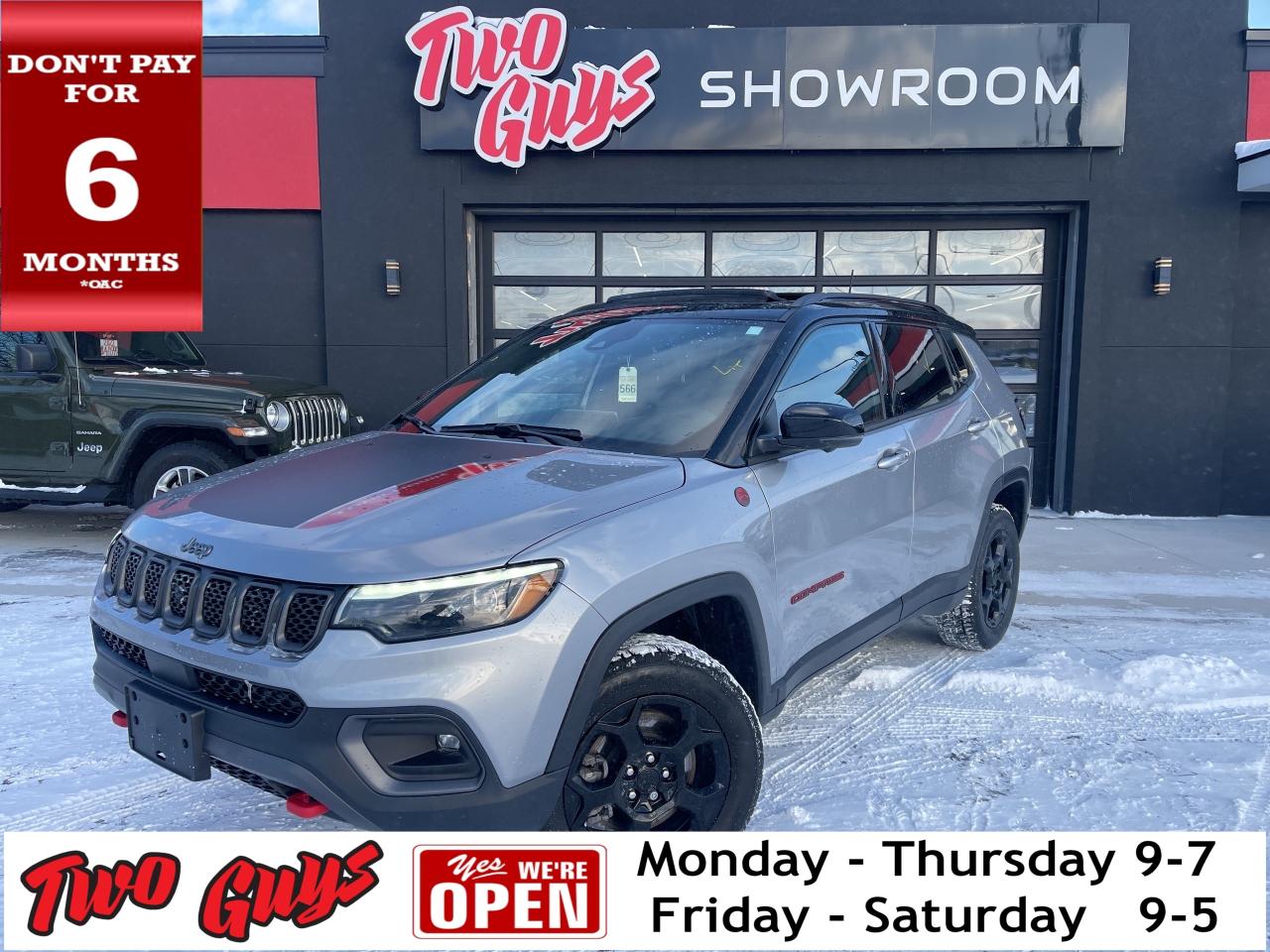 2023 Jeep Compass Trailhawk Elite   4WD   Panoroof   Leather Photo