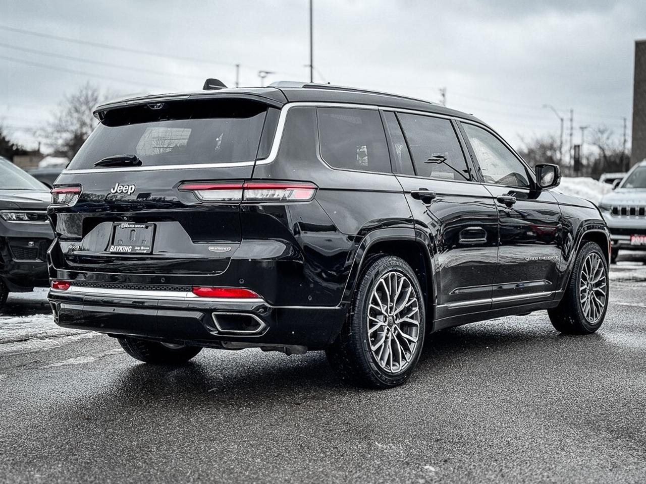 2023 Jeep Grand Cherokee L Summit   RESERVE   MCINTOSH AUDIO   HUD   PASS DIS Photo