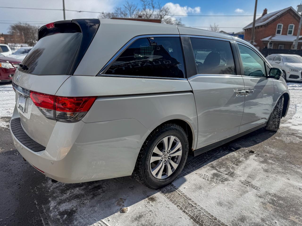 2014 Honda Odyssey EX-L/NAVI/8 PASS/P. SLIDING DOORS/LEATHER/CAMERA Photo
