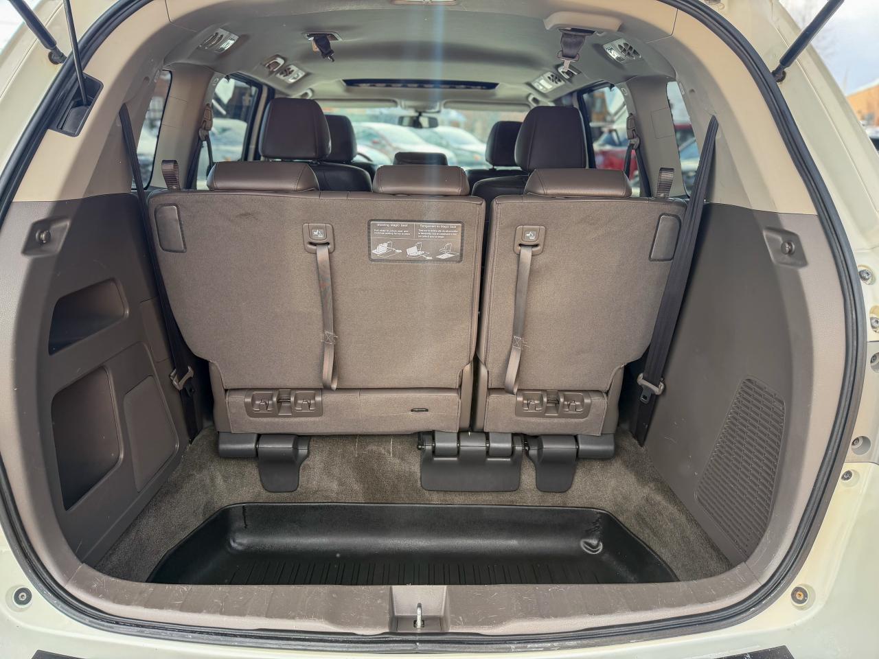 2014 Honda Odyssey EX-L/NAVI/8 PASS/P. SLIDING DOORS/LEATHER/CAMERA Photo