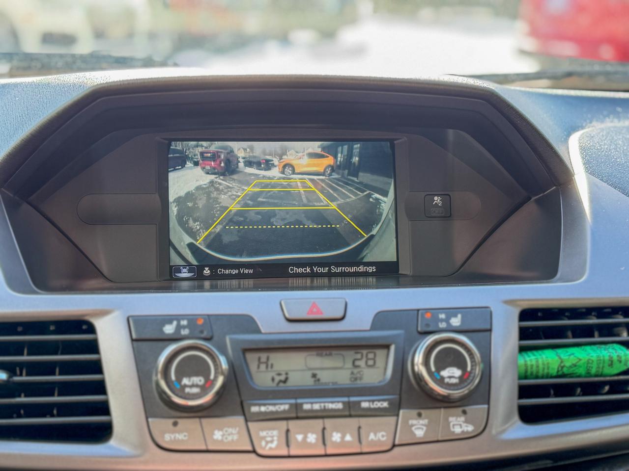 2014 Honda Odyssey EX-L/NAVI/8 PASS/P. SLIDING DOORS/LEATHER/CAMERA Photo