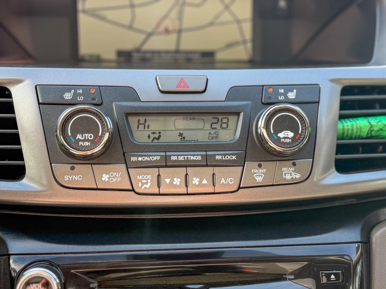 2014 Honda Odyssey EX-L/NAVI/8 PASS/P. SLIDING DOORS/LEATHER/CAMERA Photo