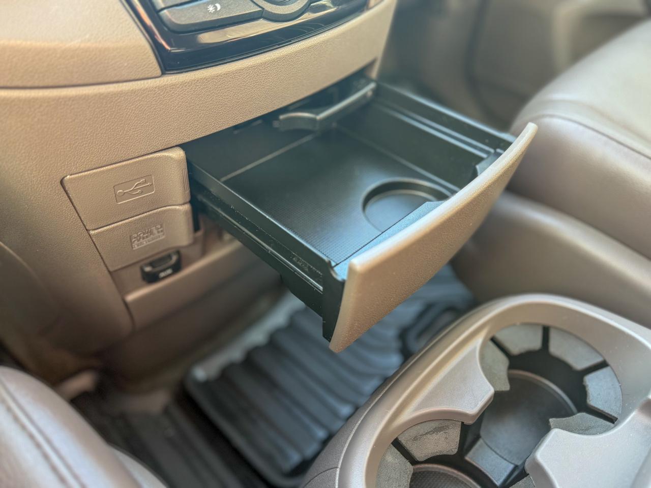 2014 Honda Odyssey EX-L/NAVI/8 PASS/P. SLIDING DOORS/LEATHER/CAMERA Photo