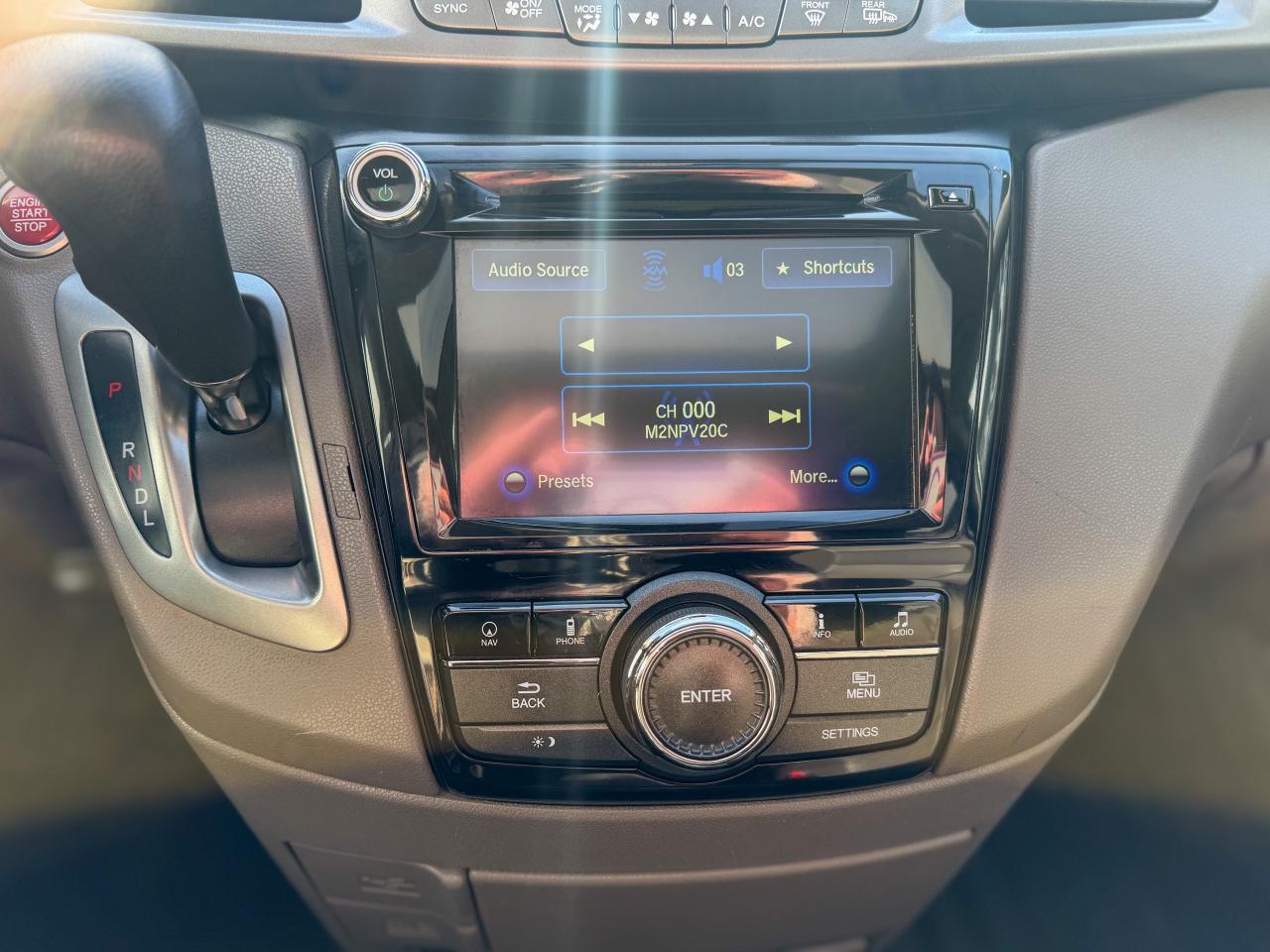 2014 Honda Odyssey EX-L/NAVI/8 PASS/P. SLIDING DOORS/LEATHER/CAMERA Photo