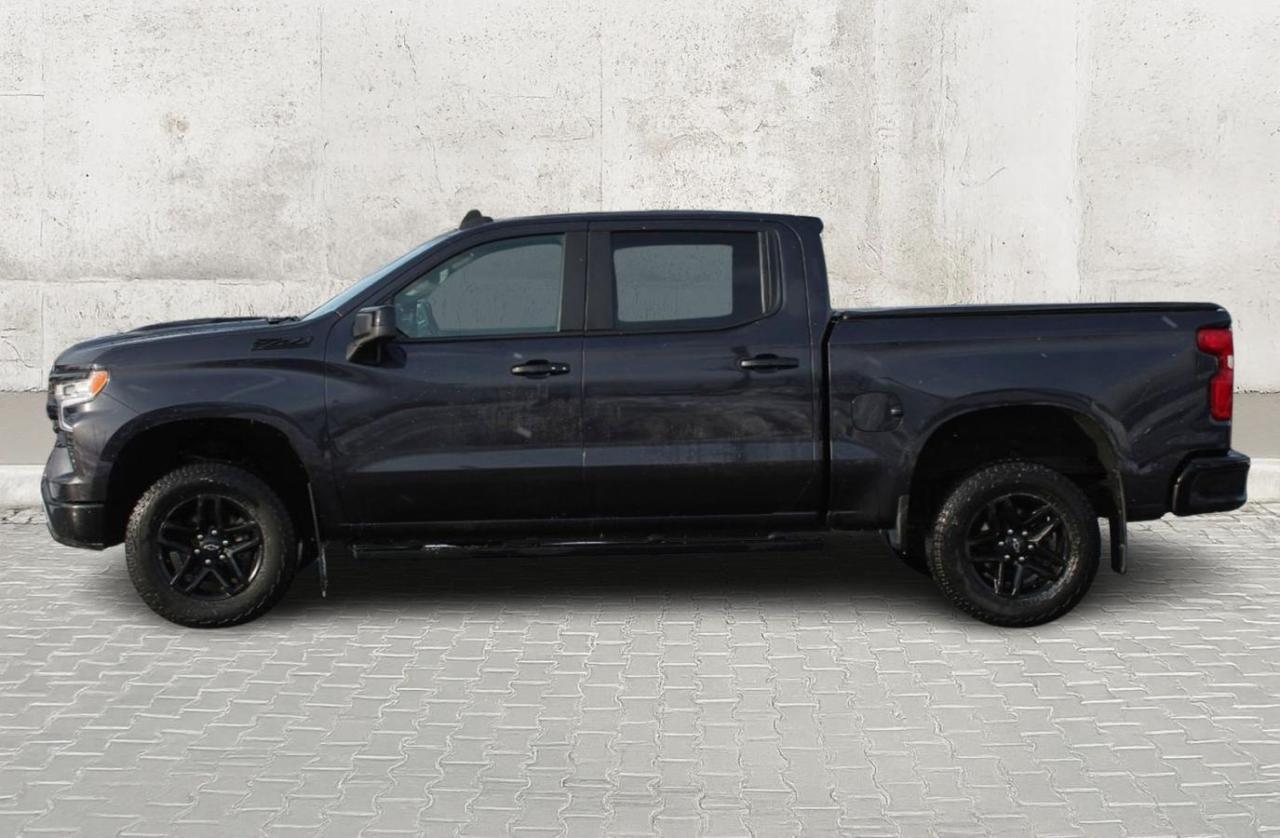 2022 Chevrolet Silverado  Photo2