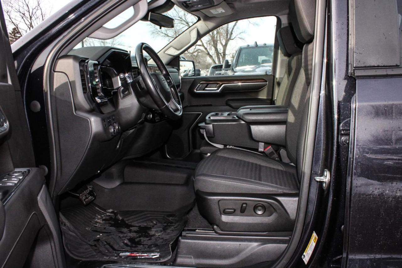 2022 Chevrolet Silverado  Photo