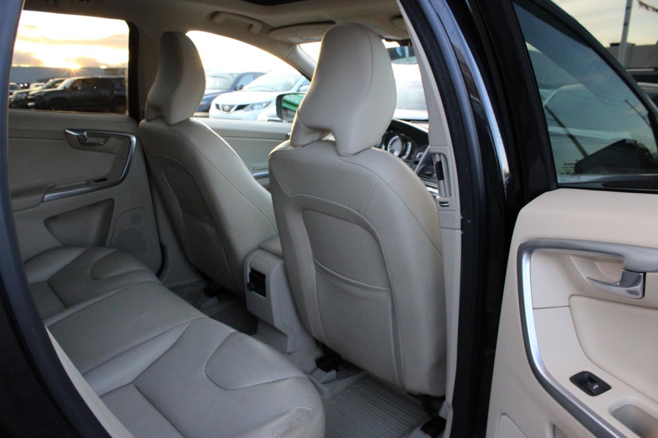 2015 Volvo XC60 T5 Premier+ AWD No Accident Loaded Safety Certifie Photo