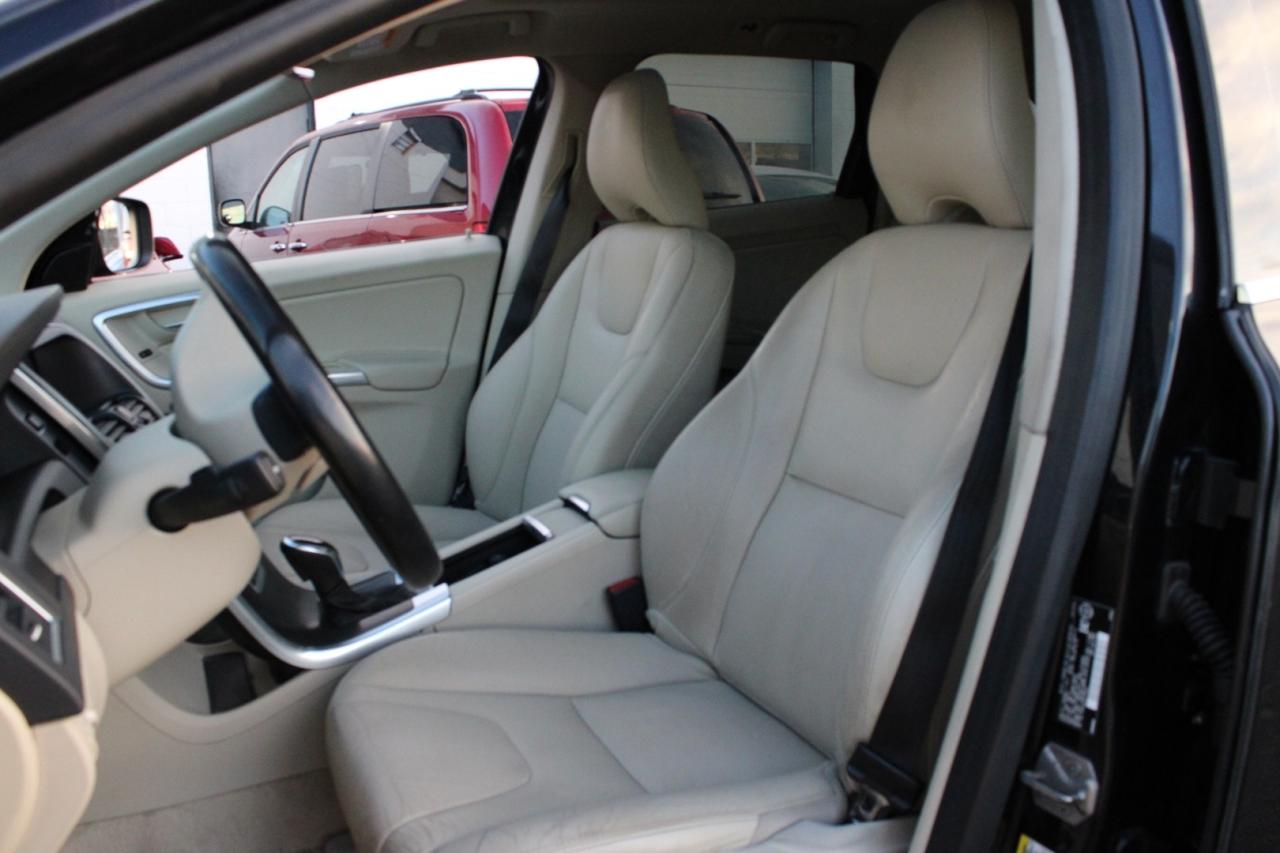 2015 Volvo XC60 T5 Premier+ AWD No Accident Loaded Safety Certifie Photo
