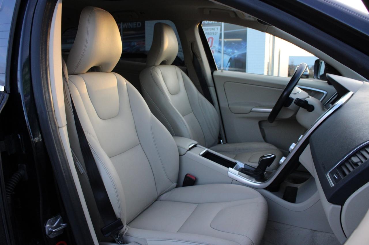 2015 Volvo XC60 T5 Premier+ AWD No Accident Loaded Safety Certifie Photo
