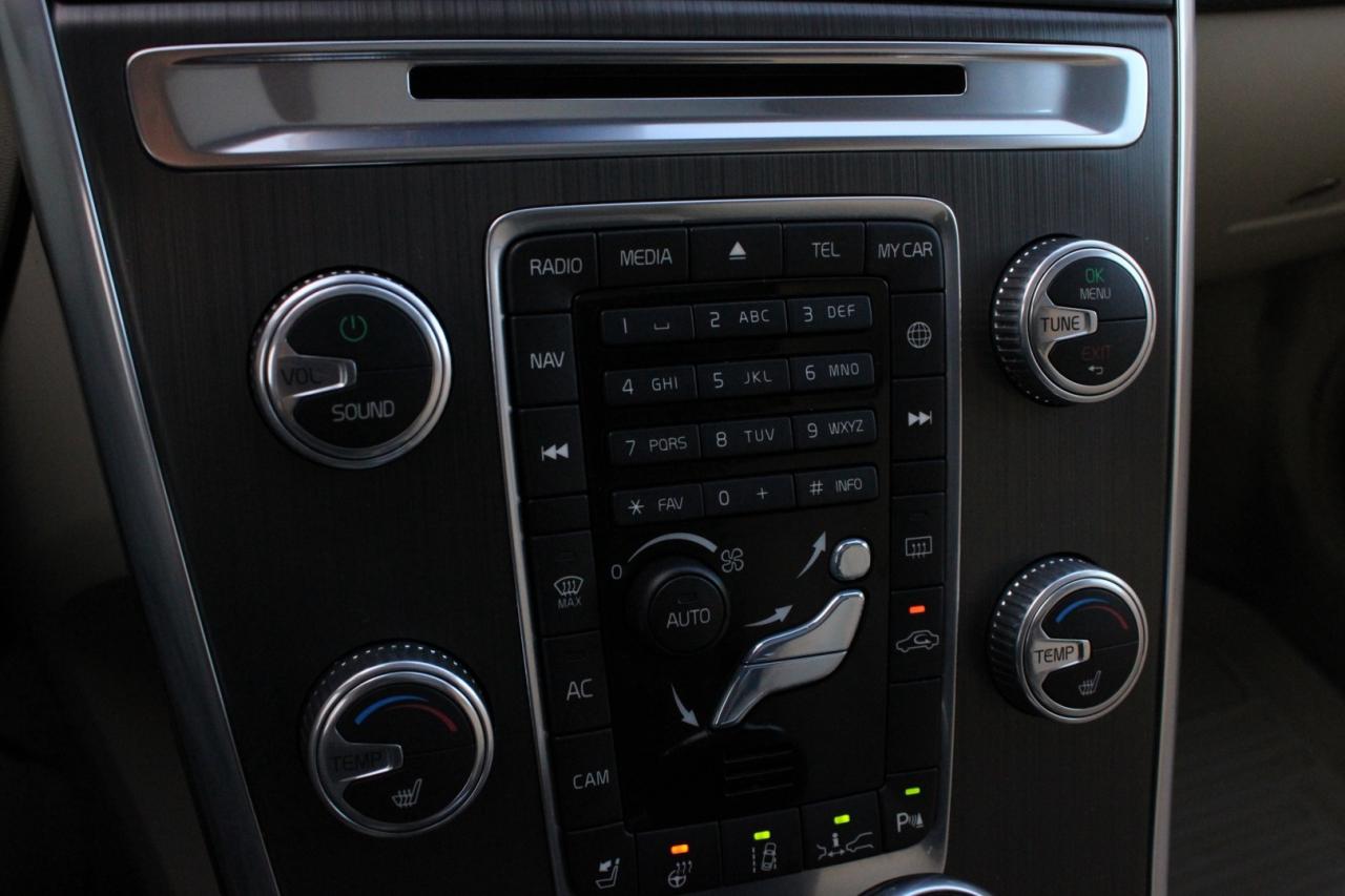 2015 Volvo XC60 T5 Premier+ AWD No Accident Loaded Safety Certifie Photo