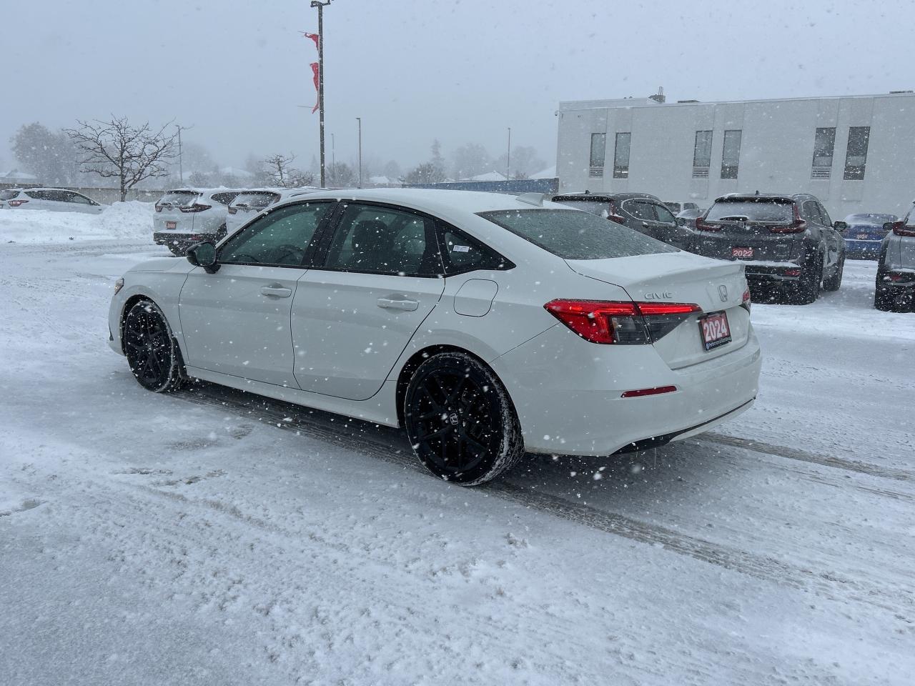 2024 Honda Civic Sedan Sport CarPlay Rear Cam Sunroof Heated Seats Photo