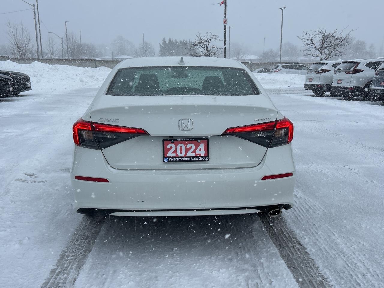 2024 Honda Civic Sedan Sport CarPlay Rear Cam Sunroof Heated Seats Photo4