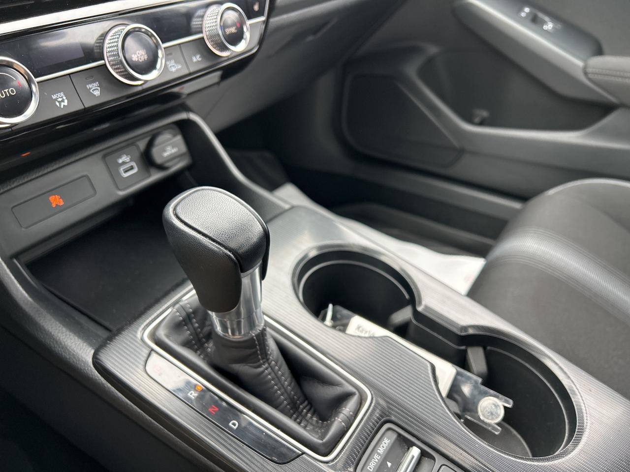 2024 Honda Civic Sedan Sport CarPlay Rear Cam Sunroof Heated Seats Photo