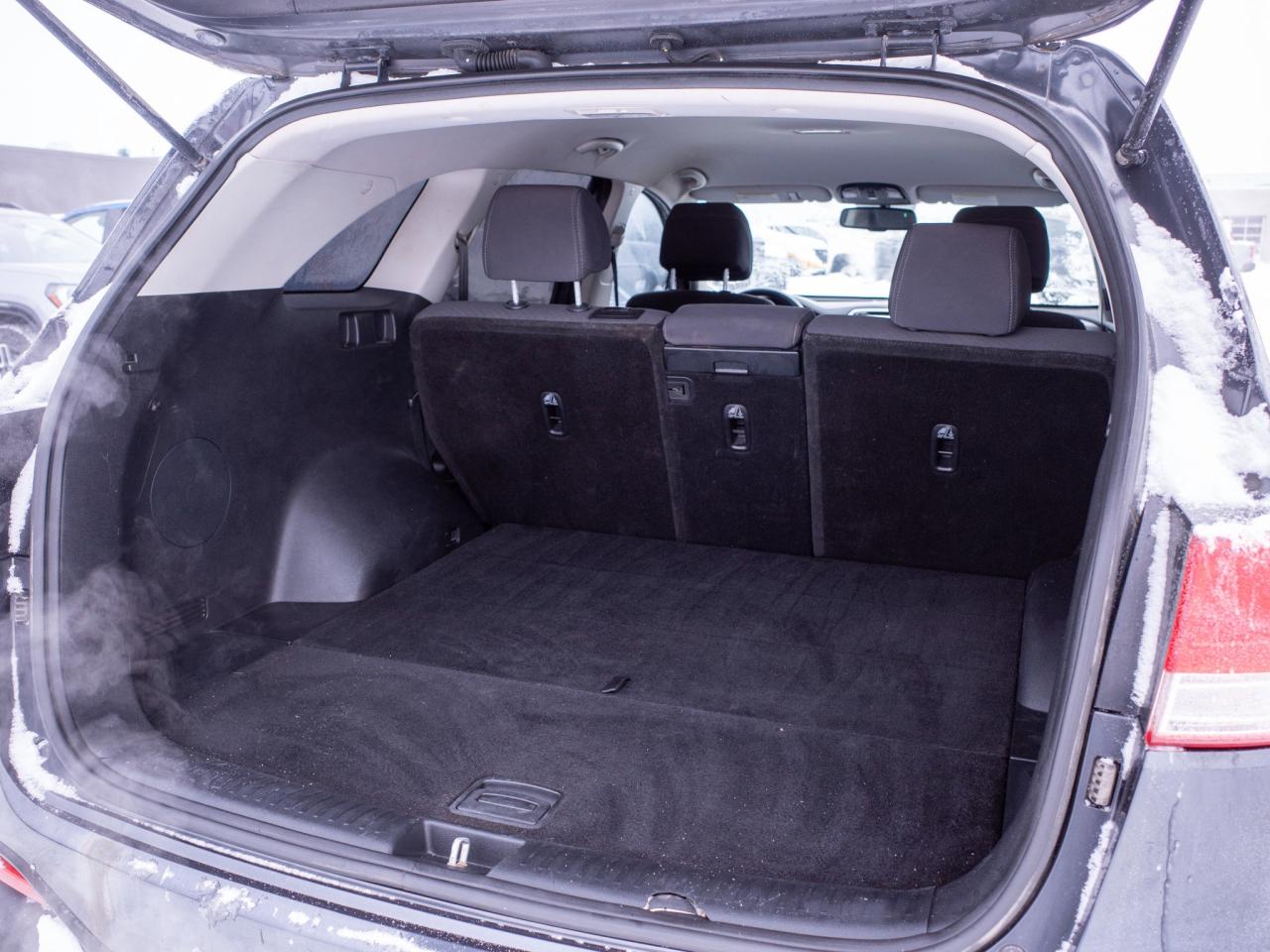 2017 Kia Sorento LX Turbo - Woodgrain Interior Trim   Heated Seats Photo