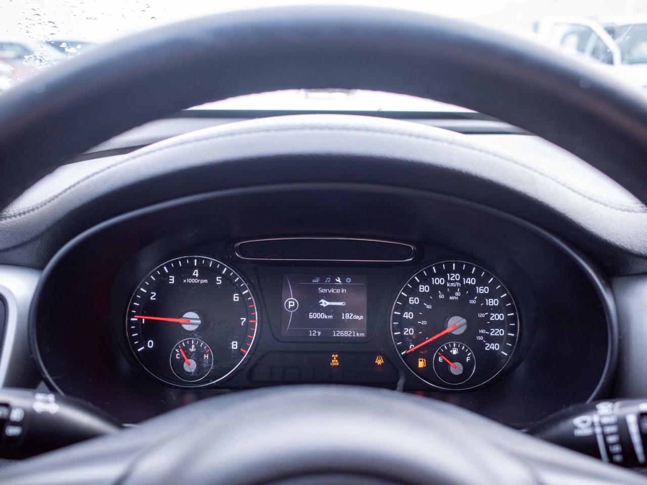 2017 Kia Sorento LX Turbo - Woodgrain Interior Trim   Heated Seats Photo