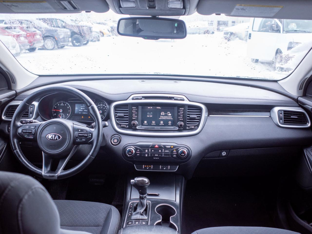 2017 Kia Sorento LX Turbo - Woodgrain Interior Trim   Heated Seats Photo