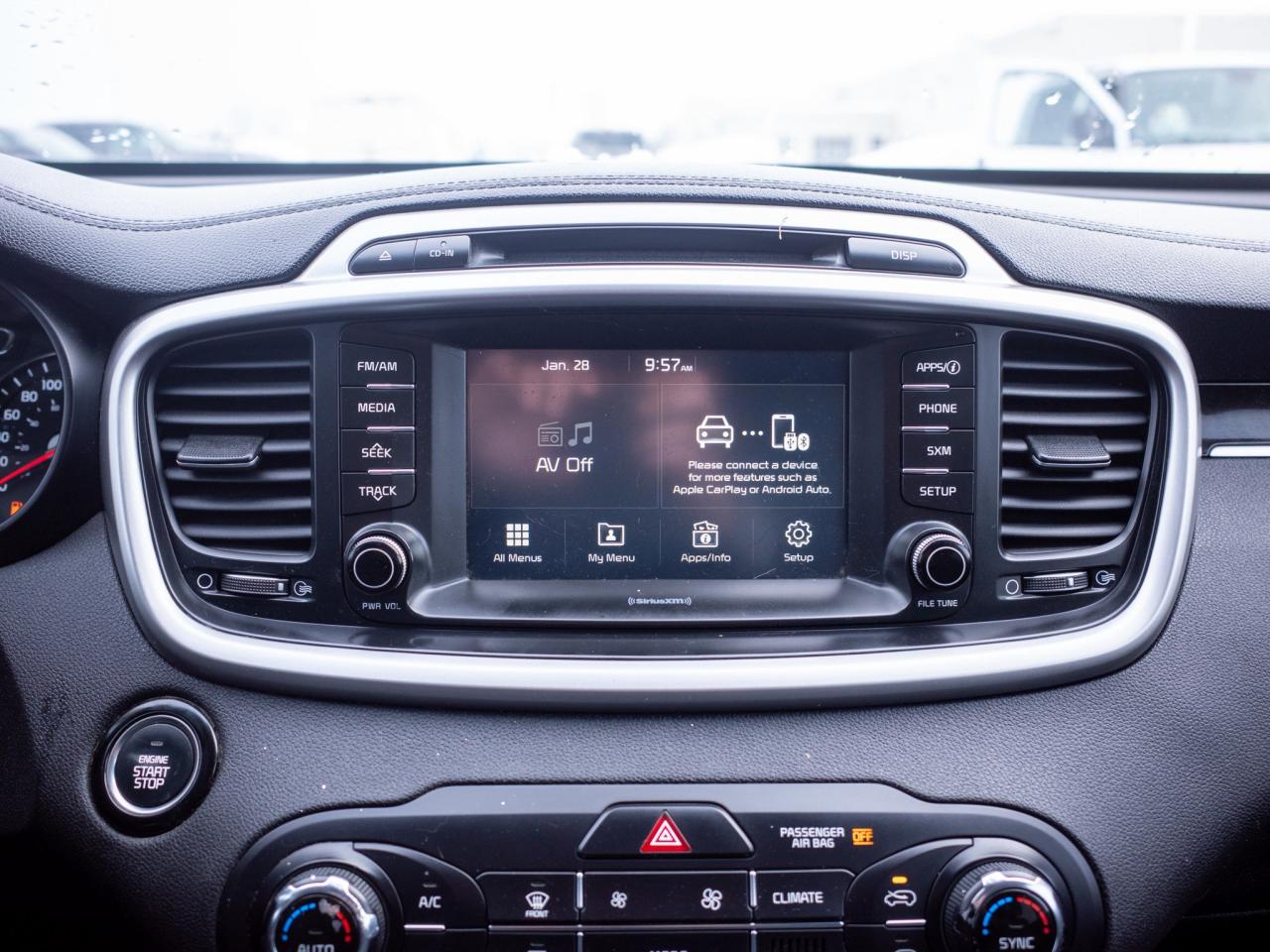 2017 Kia Sorento LX Turbo - Woodgrain Interior Trim   Heated Seats Photo