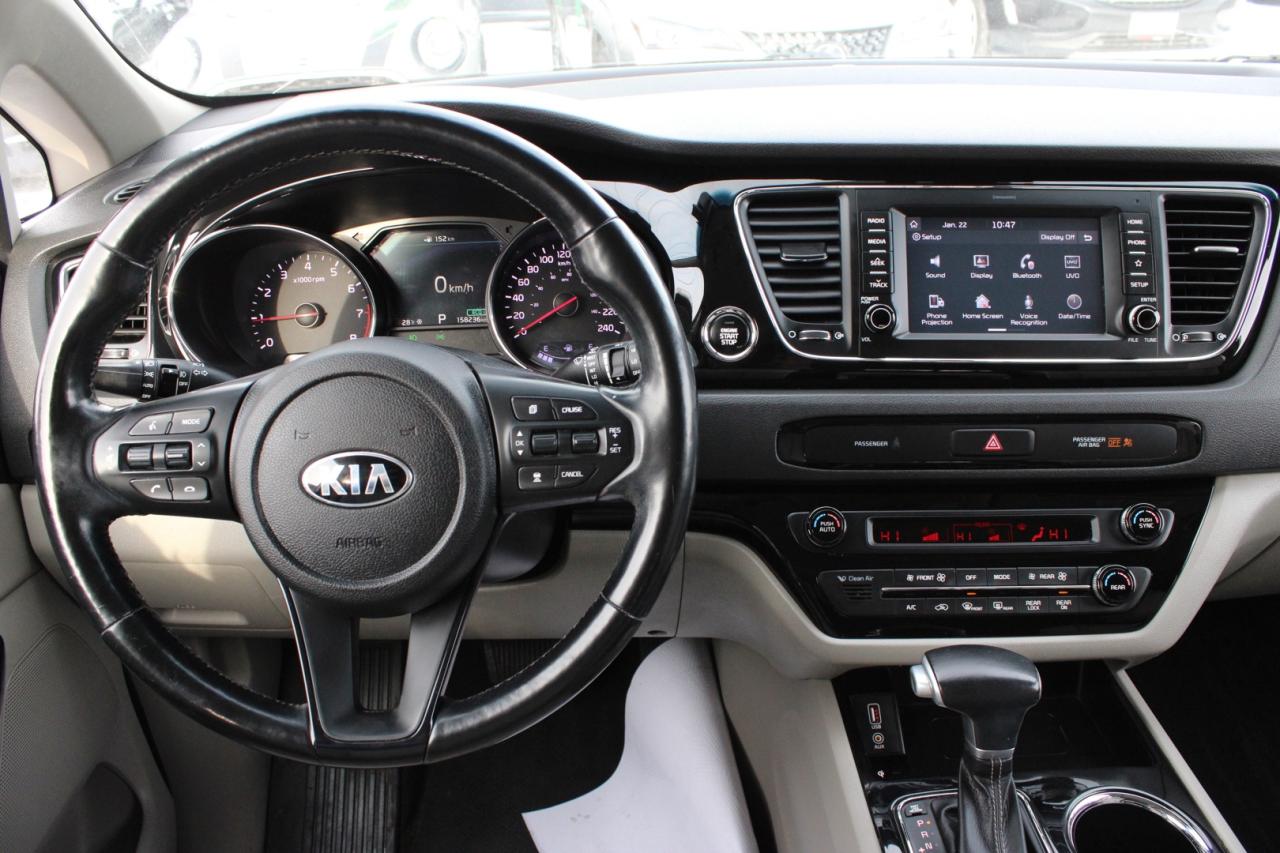 2020 Kia Sedona EX   8 PASSENGER LEATHER   NO ACCIDENT   CLEAN CAR Photo